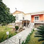 Apartamento Dafni's *